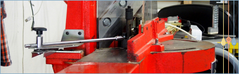 режем не только бумагу, но и дерево